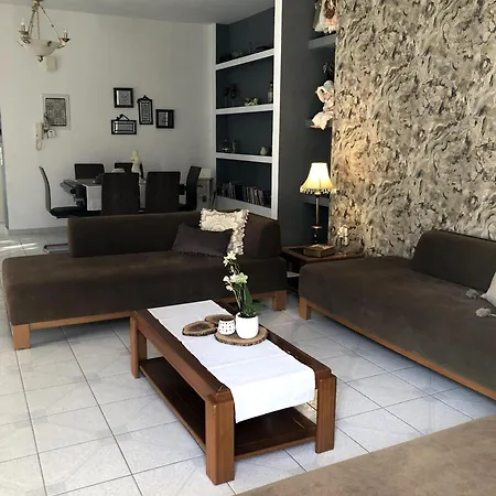 Holiday home Rosy's House With Amenities Near Chania *