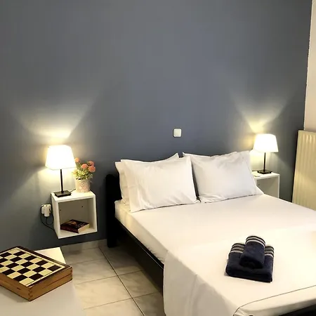 Rosy's House With Amenities Near Chania Hriszí Aktí Haniá