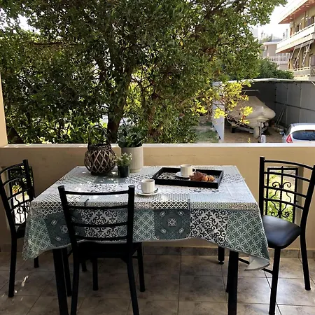 Rosy's House With Amenities Near Chania * Hriszí Aktí Haniá